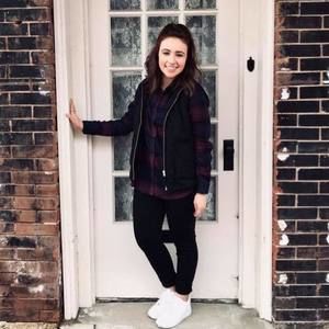 Meet your Posher, Isabelle